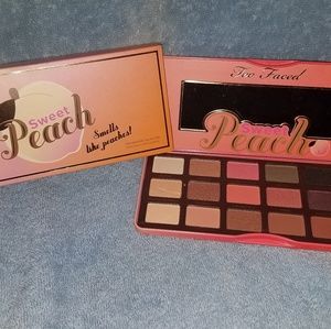 Too faced eyeshadow